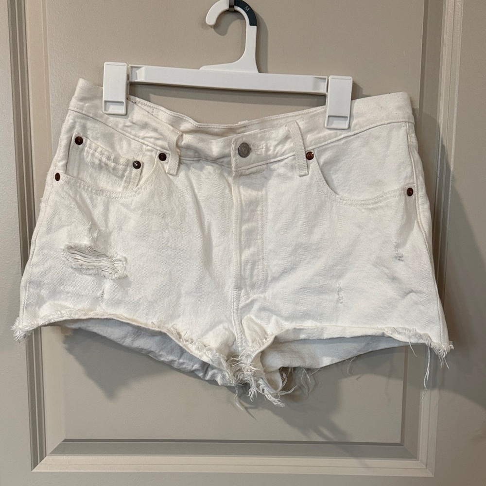 White Distressed Levi’s Women Shorts